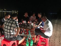 幾個月都忙著趕貨 安檢設備工廠的娛樂活動
