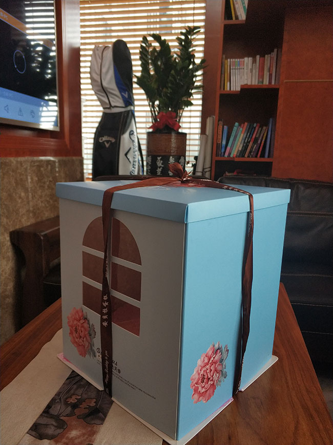 安檢設備工廠,娛樂活動,分享蛋糕