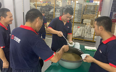 工廠的愛心綠豆湯