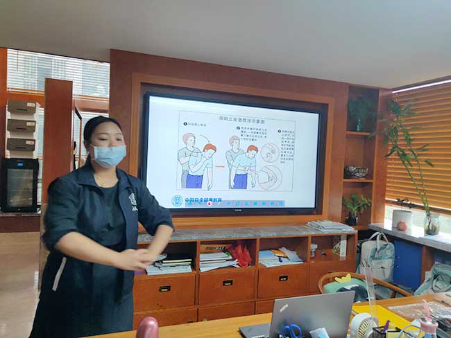 中安諧,員工培訓(xùn),專師講座,海姆立克急救法