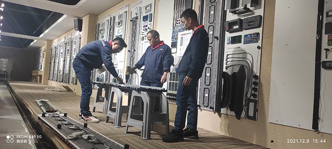 金屬探測門展廳整理