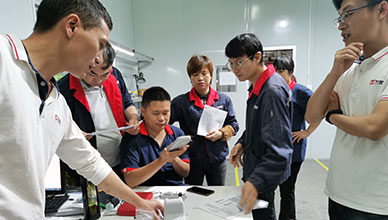 安檢設(shè)備新品研討會