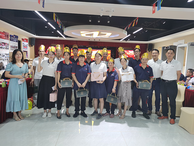 中安諧安檢門工廠迎中秋暨員工生日慶祝活動