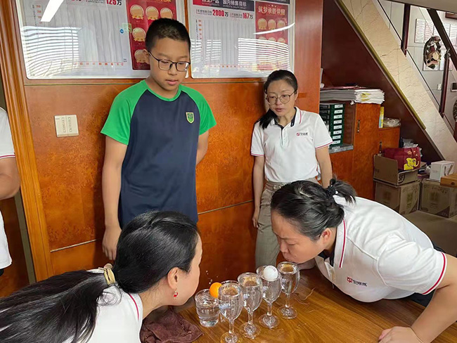 中安諧安檢門工廠迎中秋暨員工生日慶祝活動
